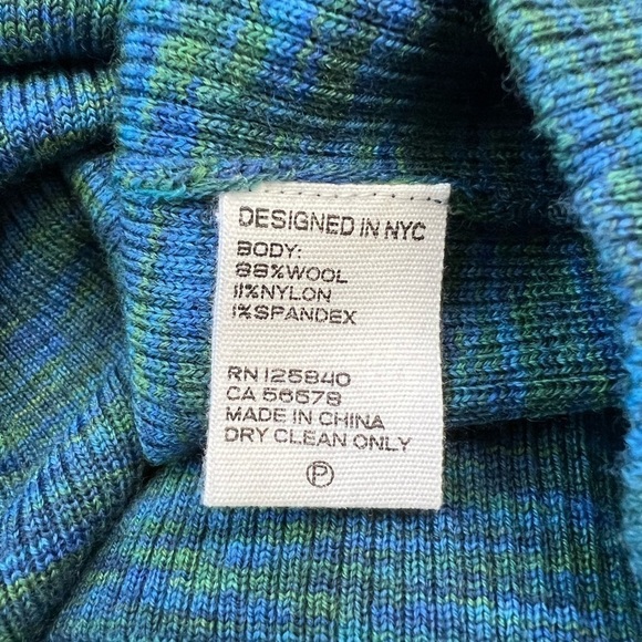 Intermix Mia Puff Sleeve Mini Sweater Dress - NWT - Picture 7 of 10